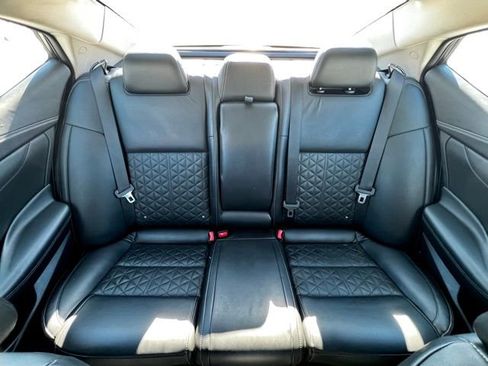 Used 2018 Nissan Maxima Platinum image 23