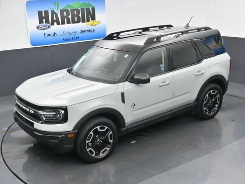 Used 2024 Ford Bronco Sport Outer Banks w/ Tech Package AWD/4WD image 23