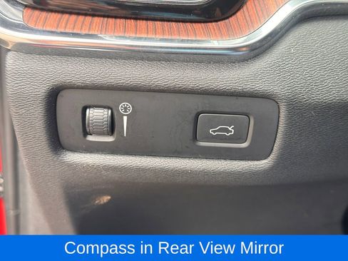 Used 2019 Volvo S60 T5 Momentum w/ Multimedia Package image 28