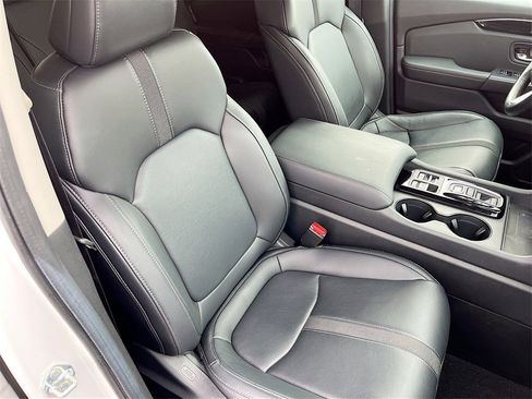 Used 2024 Honda Pilot EX-L image 30