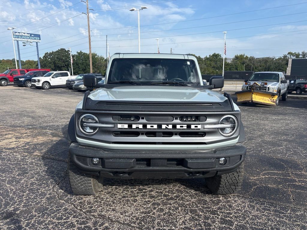 Used 2022 Ford Bronco Big Bend w/ Sasquatch Package AWD/4WD image 2