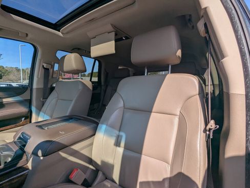 Used 2017 Chevrolet Tahoe LT image 9