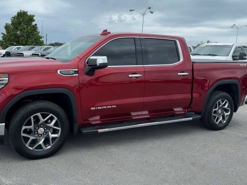 Used 2023 GMC Sierra 1500 SLT w/ SLT Premium Package AWD/4WD image 3