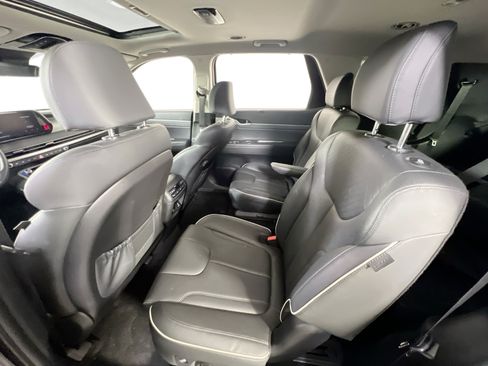 Used 2023 Hyundai Palisade SEL w/ Premium Package AWD/4WD image 25
