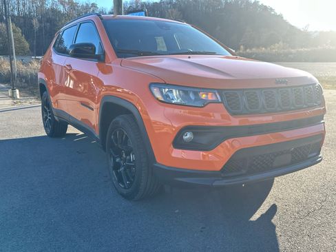 New 2026 Jeep Compass Latitude AWD/4WD image 9
