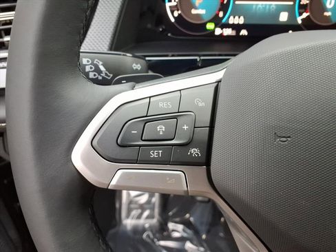 New 2026 Volkswagen Atlas Cross Sport SEL Premium R-Line image 18