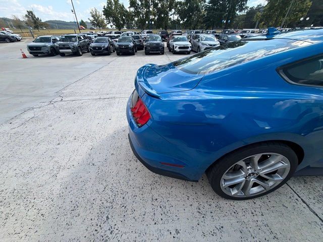 Used 2021 Ford Mustang GT Premium w/ Ford Safe & Smart Package RWD image 17