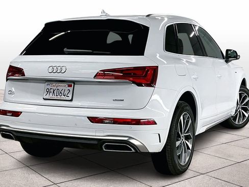 Used 2023 Audi Q5 2.0T Premium w/ Convenience Package image 15