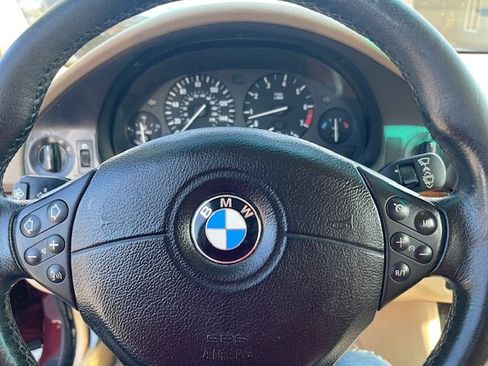Used 2001 BMW 530i Sedan image 17