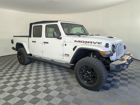 Certified 2021 Jeep Gladiator Mojave image 2