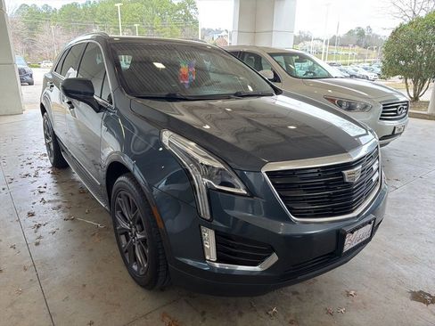 Used 2019 Cadillac XT5 Luxury w/ Sport Package image 4