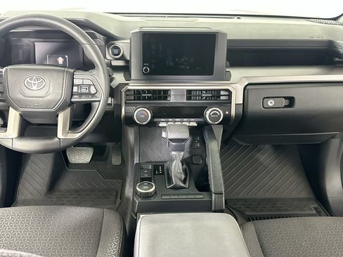 Used 2025 Toyota 4Runner SR5 RWD image 20