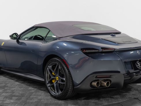 Used 2025 Ferrari Roma Spider image 14