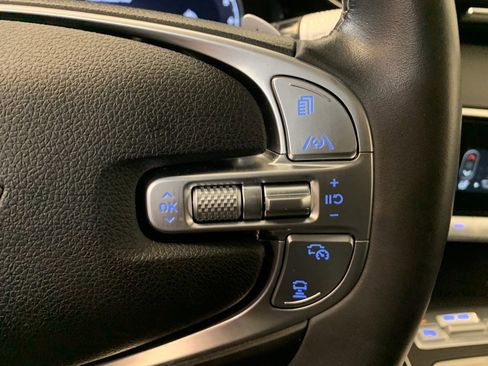 Used 2024 Genesis GV70 2.5T w/ Select Package image 21