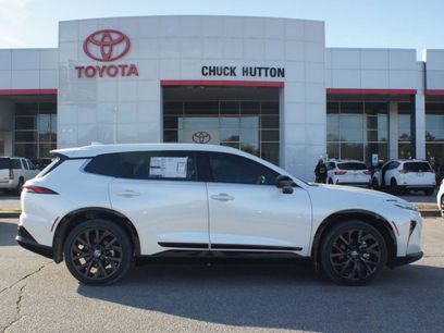 New 2025 Toyota Crown Signia