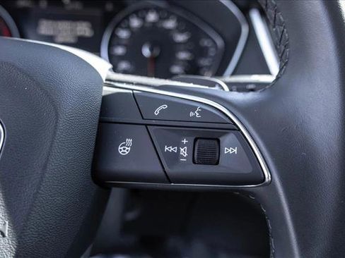 Used 2023 Audi Q5 Premium w/ Convenience Package image 15