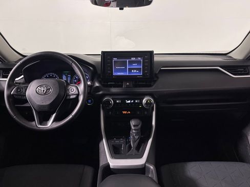 Used 2020 Toyota RAV4 XLE image 14