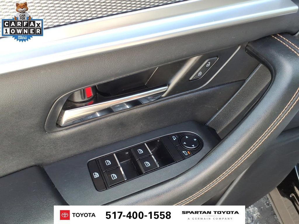 Used 2025 MAZDA CX-90 3.3 Turbo w/ Preferred Package AWD/4WD image 15
