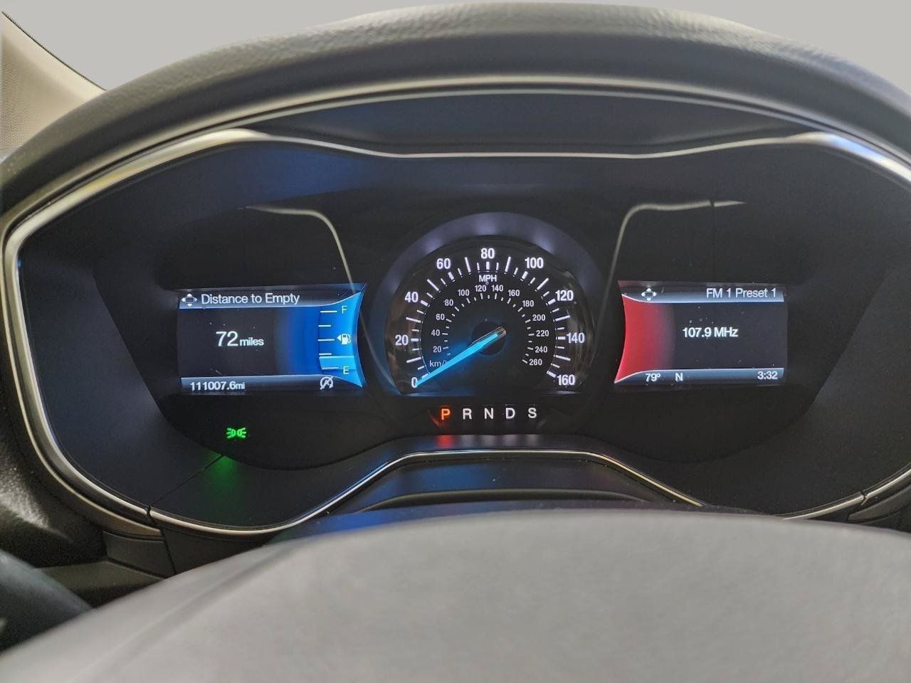 Used 2017 Ford Fusion SE w/ Fusion SE Technology Package FWD image 11