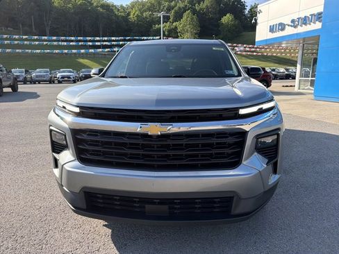 Used 2024 Chevrolet Traverse LS w/ LPO, Floor Liner Package AWD/4WD image 11