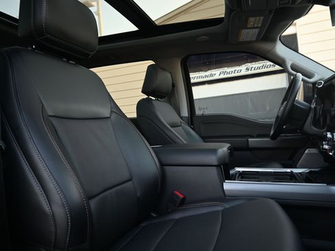 Used 2024 Ford F350 Lariat w/ Lariat Ultimate Package image 26