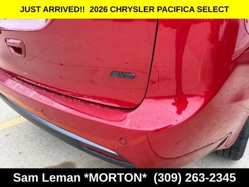 New 2026 Chrysler Pacifica Select image 7