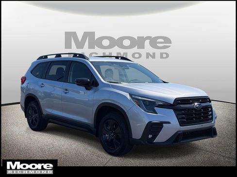 Used 2026 Subaru Ascent Premium AWD/4WD image 1