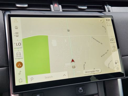 Certified 2025 Land Rover Discovery Sport S image 21