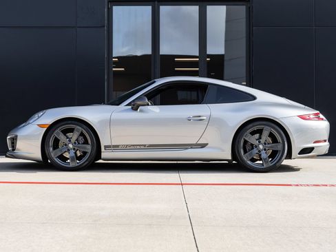 Certified 2018 Porsche 911 Carrera T RWD image 2