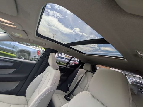 New 2026 Volvo XC40 B5 Ultra AWD/4WD image 22