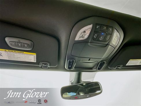 New 2026 Chrysler Pacifica Limited w/ S Appearance Package image 37