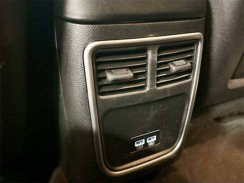 Used 2019 Dodge Charger R/T image 27