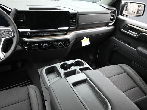 New 2026 Chevrolet Silverado 1500 LT w/ All Star Edition Plus AWD/4WD image 12