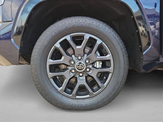 Used 2023 Toyota Tundra Platinum w/ Advanced Package AWD/4WD image 26