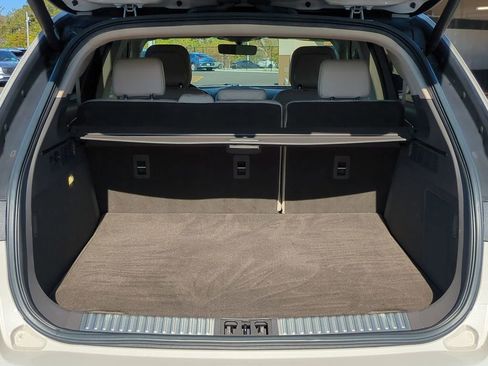 Used 2020 Lincoln Nautilus Reserve image 12