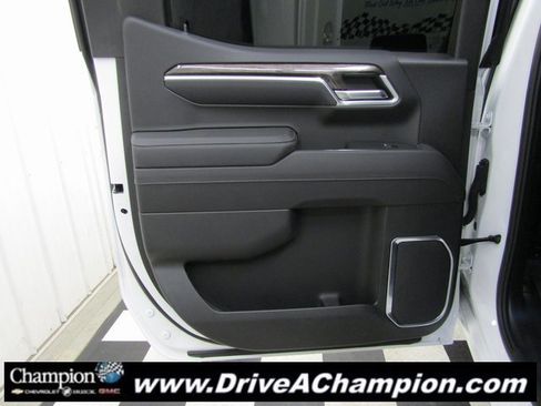 Certified 2025 Chevrolet Silverado 1500 LTZ image 20