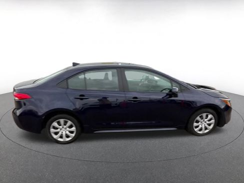 Used 2025 Toyota Corolla LE image 16