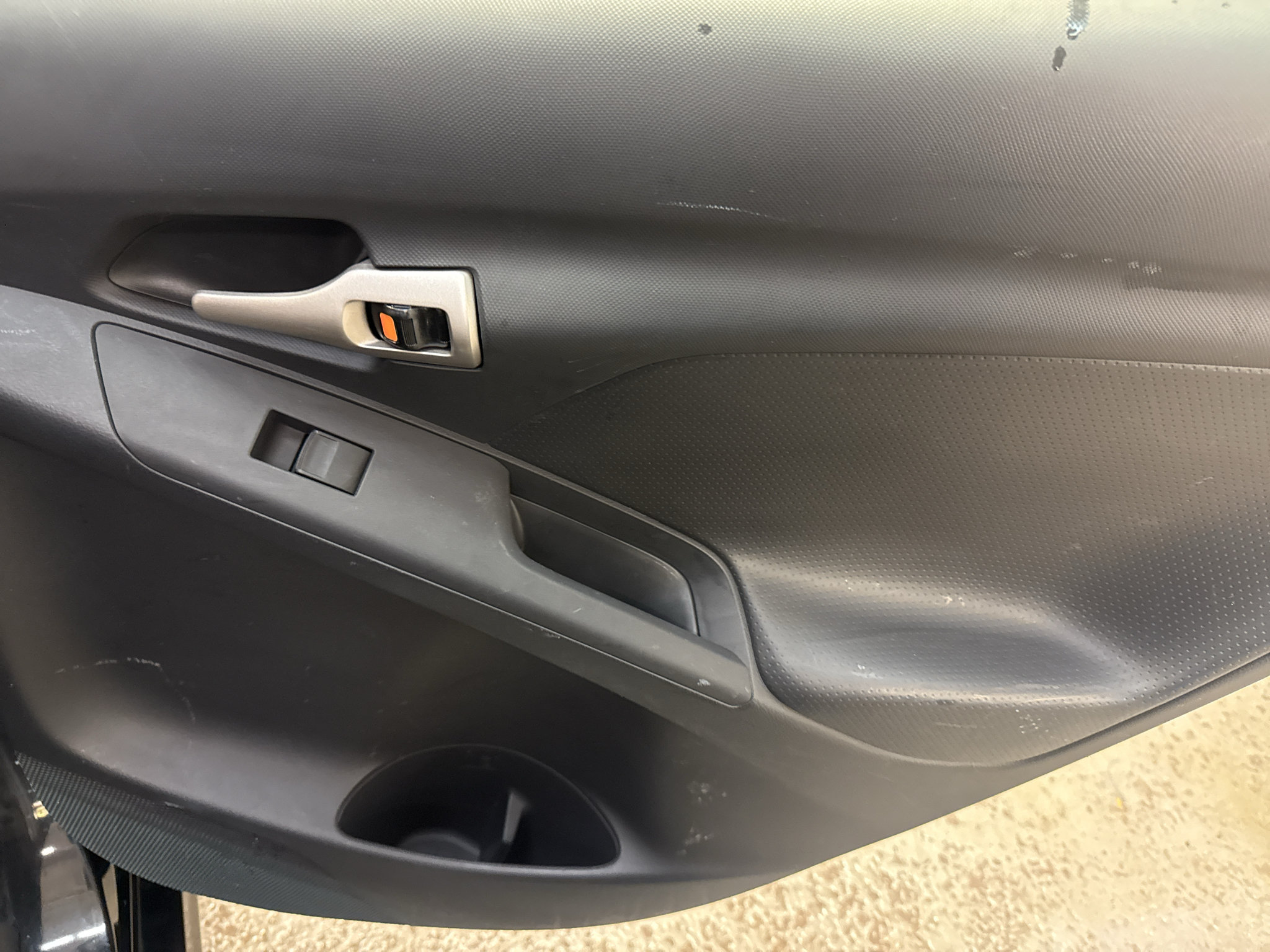 Used 2009 Toyota Matrix FWD image 24