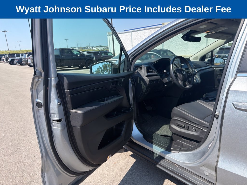 Used 2025 Honda Odyssey EX-L image 19