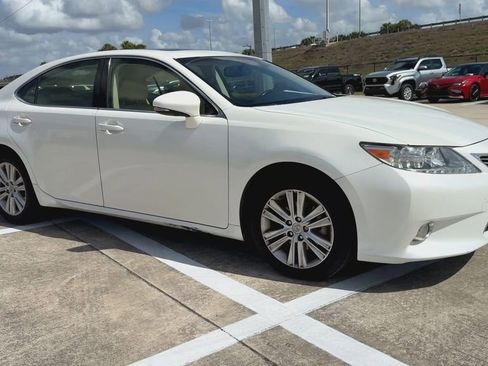 Used 2015 Lexus ES 350 image 2