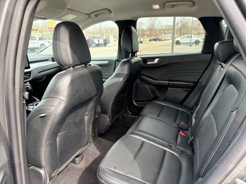 Used 2025 Ford Escape Platinum image 19