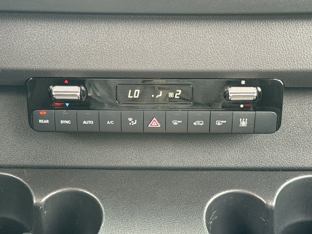 Used 2024 Mercedes-Benz Sprinter 2500 image 15
