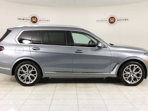 Used 2023 BMW X7 xDrive40i w/ Executive Package image 2