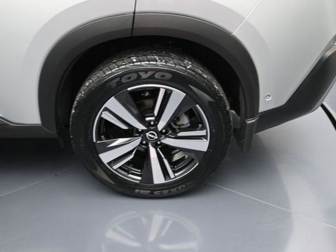 Used 2023 Nissan Rogue Platinum w/ Platinum Premium Package image 9