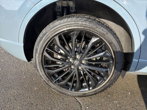 Certified 2023 Lincoln Corsair AWD w/ Equipment Group 101A image 32