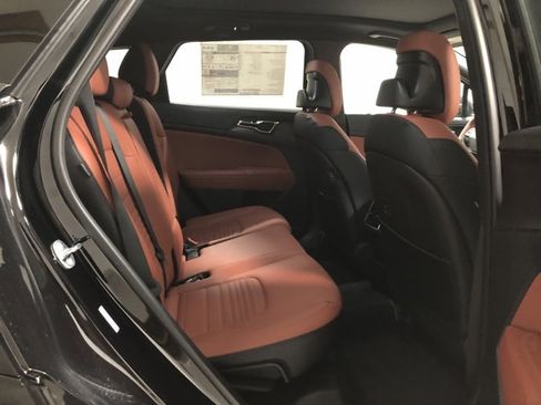 New 2026 Kia Sportage SX image 11