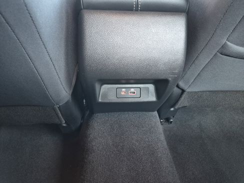 Used 2024 Nissan Altima 2.5 SV image 17