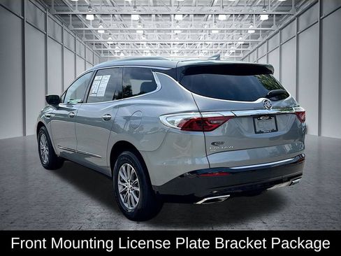 Used 2024 Buick Enclave Premium AWD/4WD image 5