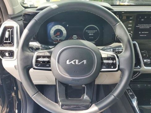 Used 2023 Kia Sorento SX FWD image 27