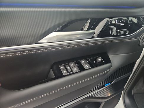New 2026 Jeep Grand Wagoneer L Summit AWD/4WD image 20